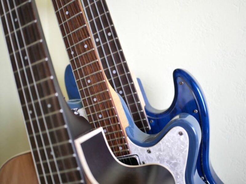 エレキギター初心者向けギター種類をタイプ別に紹介しています。